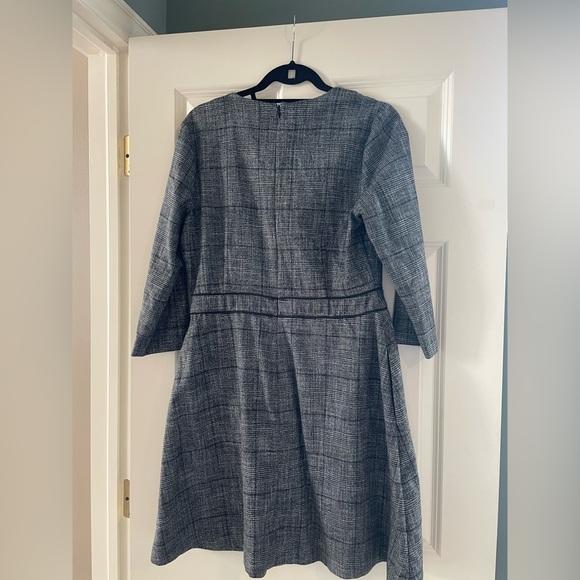 Tweed Banana Republic long sleeve dress - size 12 - Picture 2 of 4